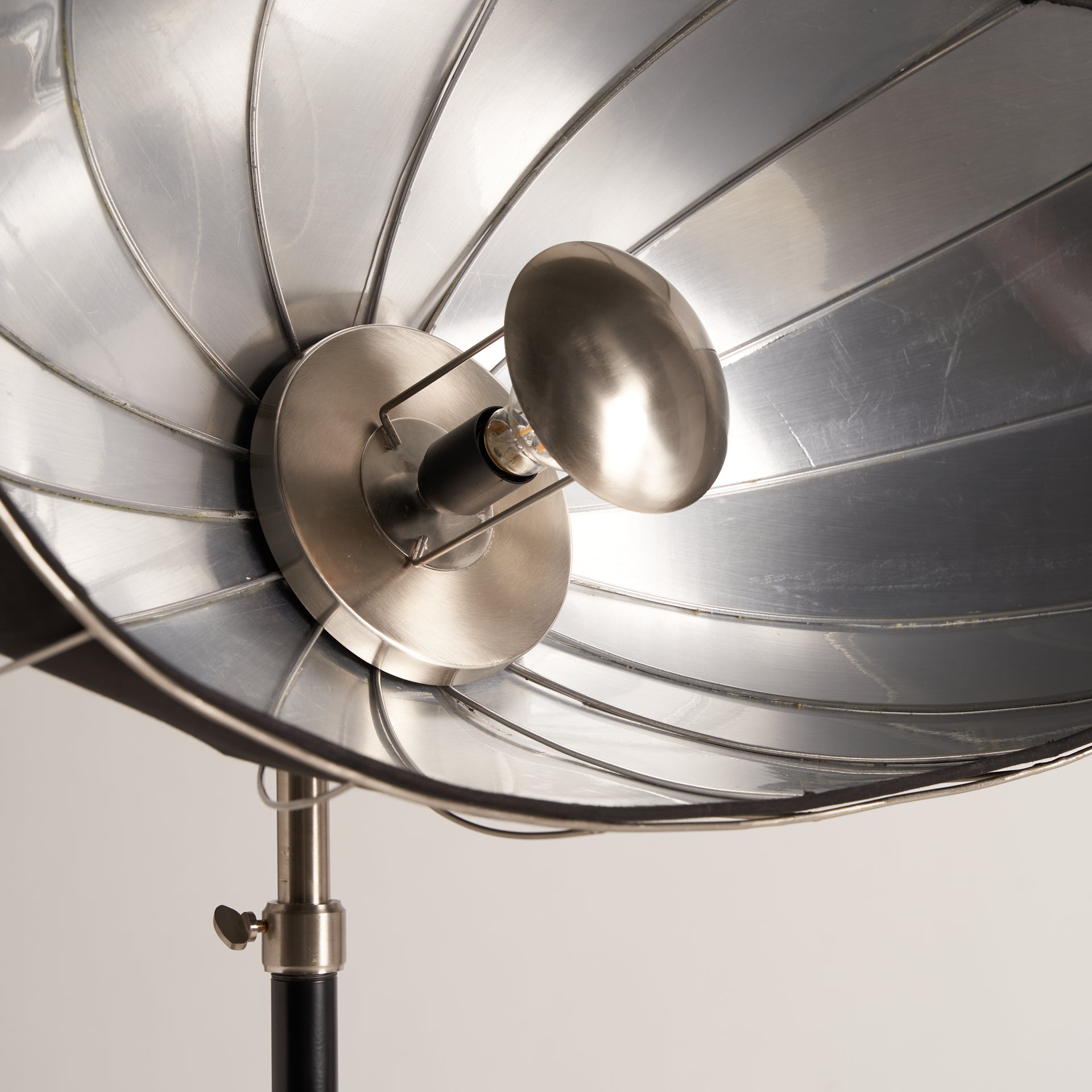 ALIA FLOOR LAMP